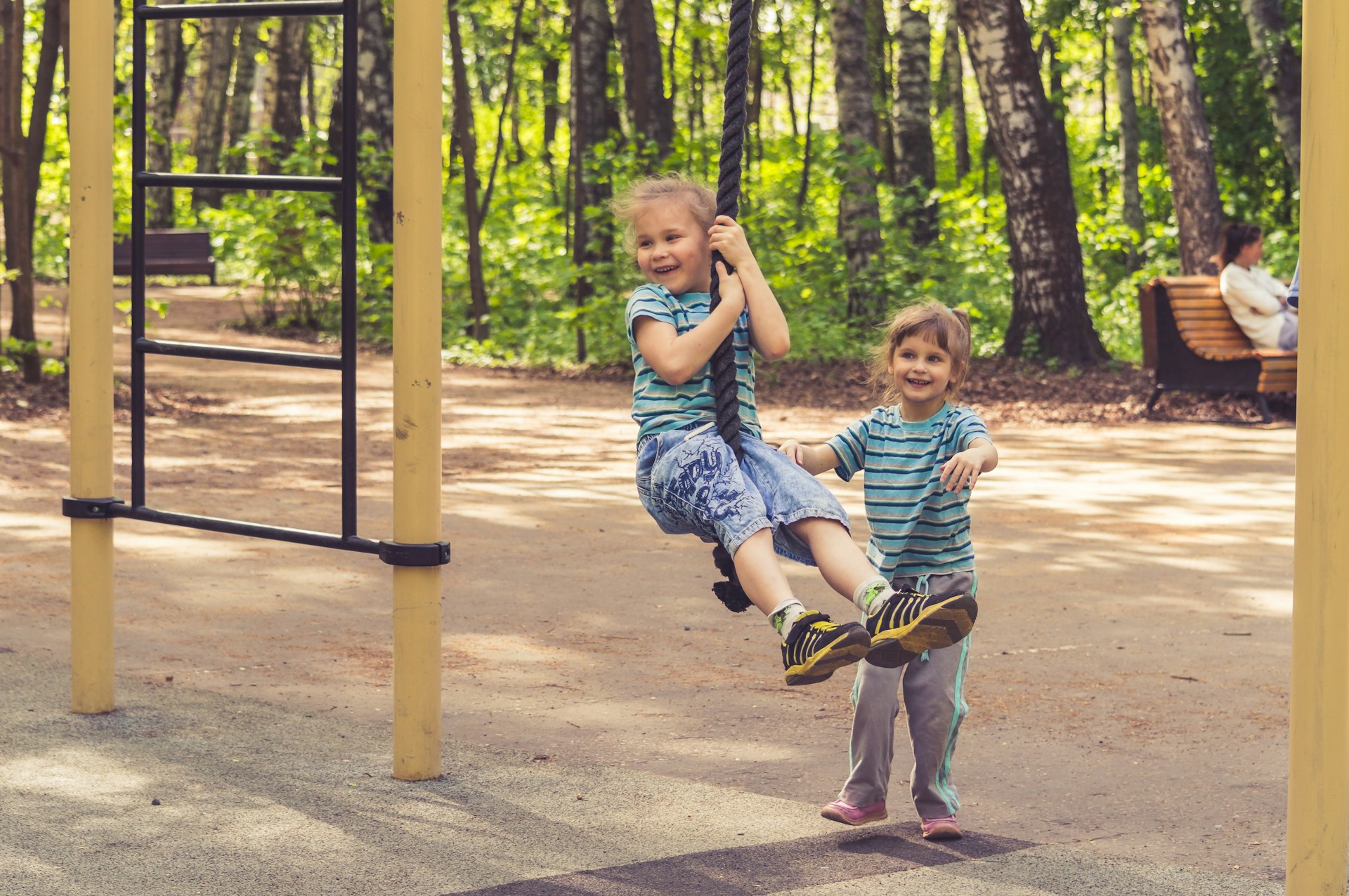 Spielende Kinder - Vitolda-Klein - unsplash.com